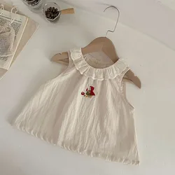 Camiseta bebé sin mangas bordada MILANCEL con pantalón corto rojo