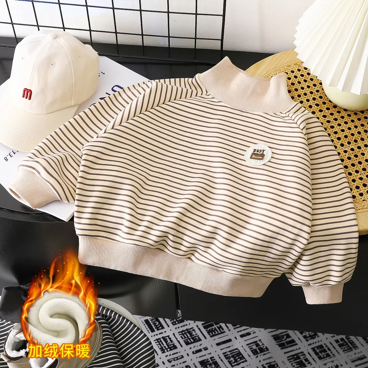 Sudadera con capucha de lana a rayas para niños y bebés