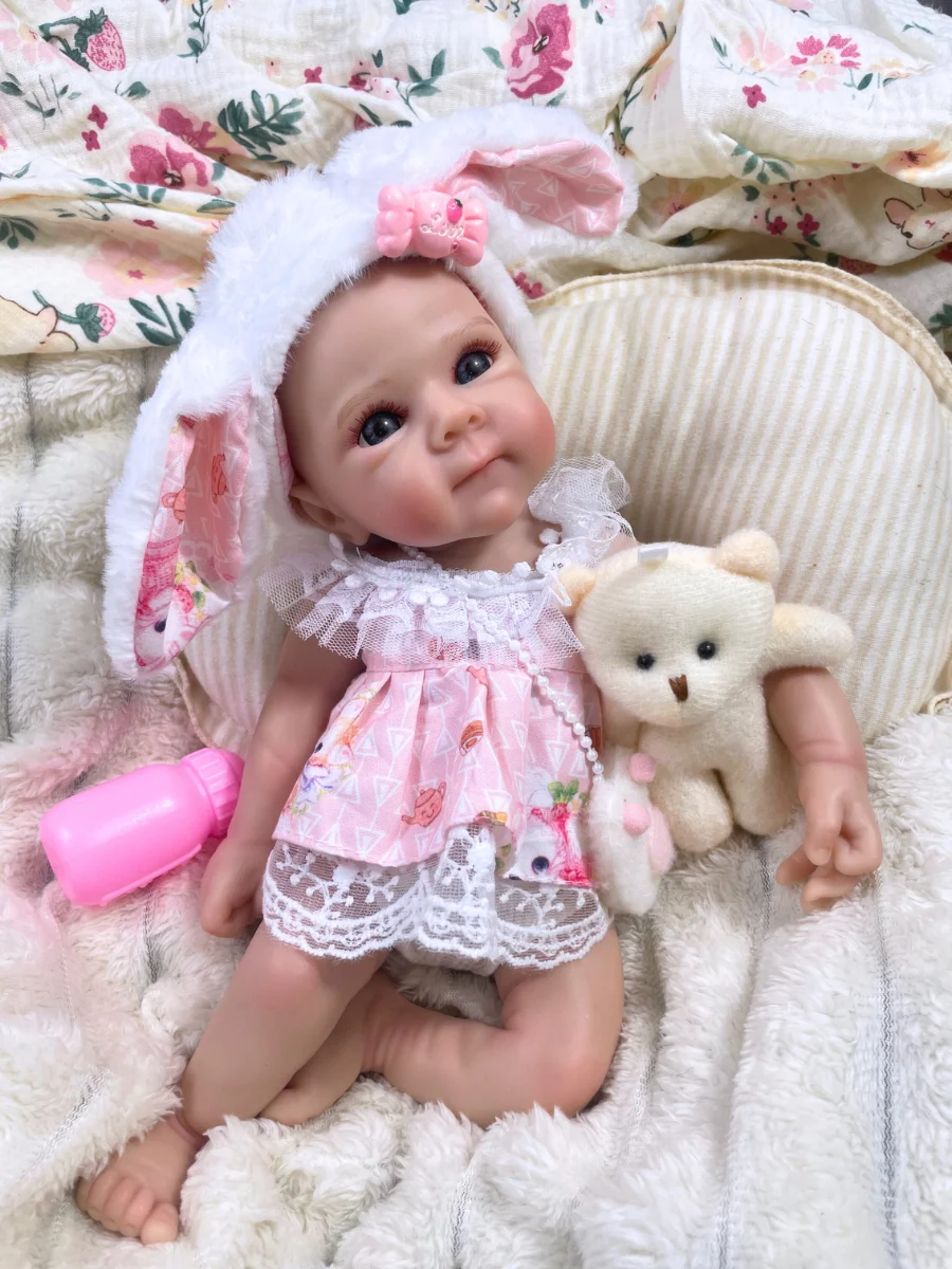 Muñeca bebé reborn Bettie de silicona suave, cuerpo lavable - imagen 2