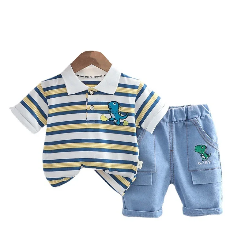 Conjunto infantil de verano: camiseta a rayas y pantalón corto - imagen 4
