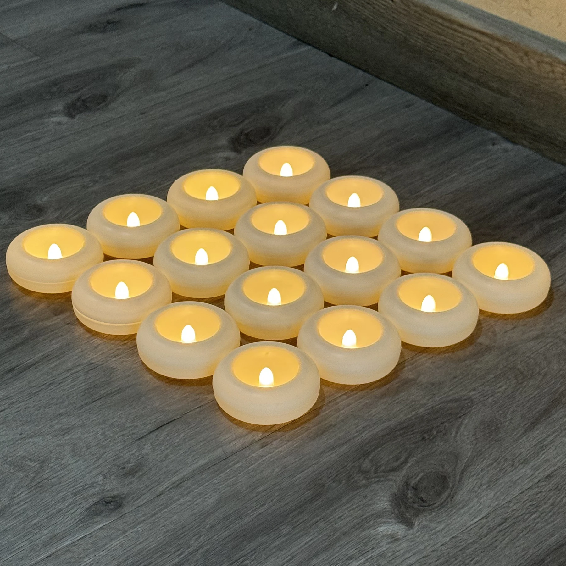 Vela LED flotante impermeable – Iluminación sin llama segura - imagen 5