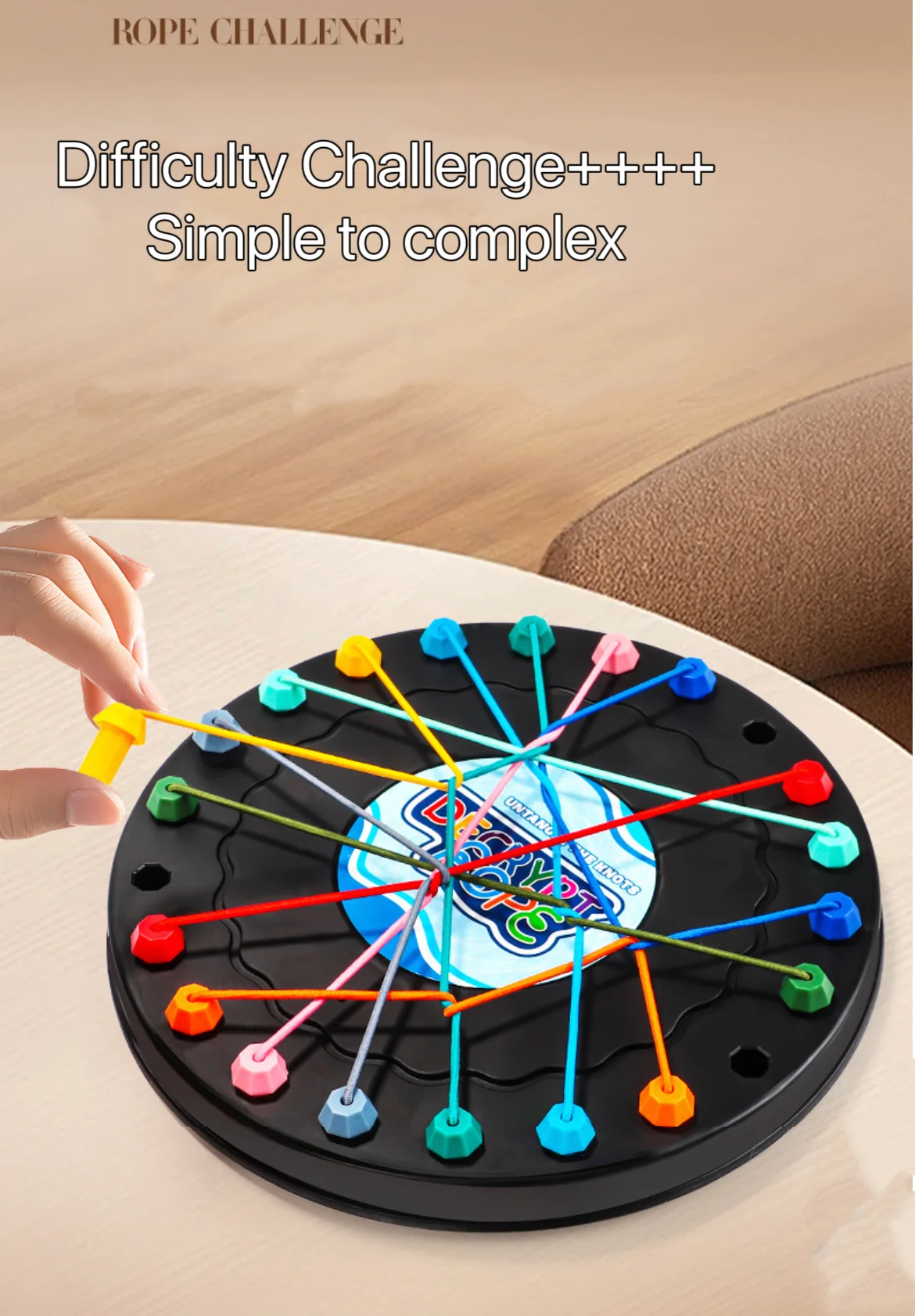 Tablero y cuerdas del juego de nudos
