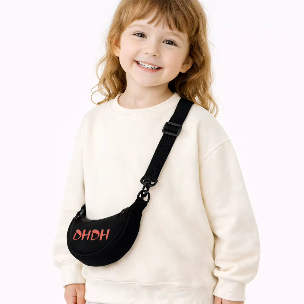 Bolso bandolera infantil de lona ligero con forma luna creciente - imagen 4