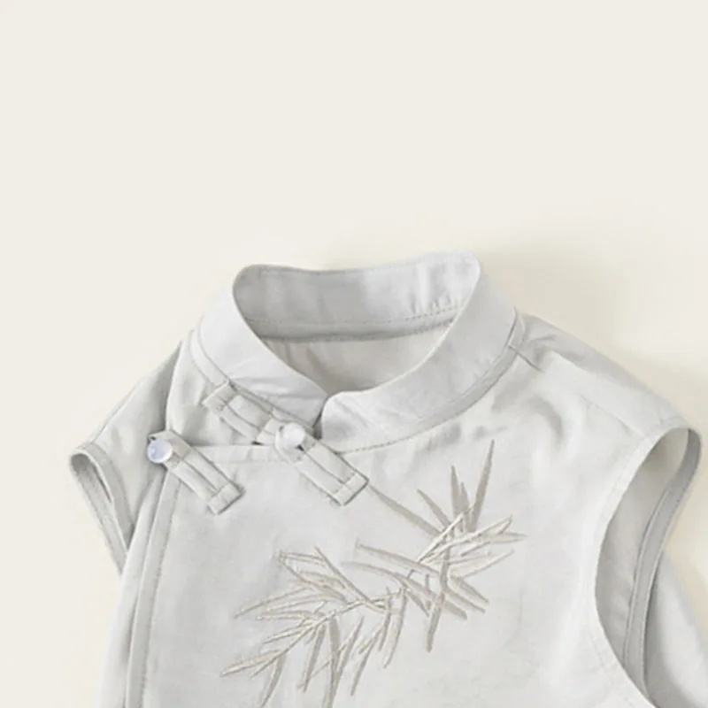 Conjunto de verano para niños: top sin mangas bordado y short - imagen 5