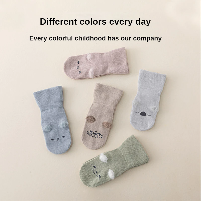 Calcetines de algodón antideslizantes para niños – Cálidos y cómodos - imagen 5