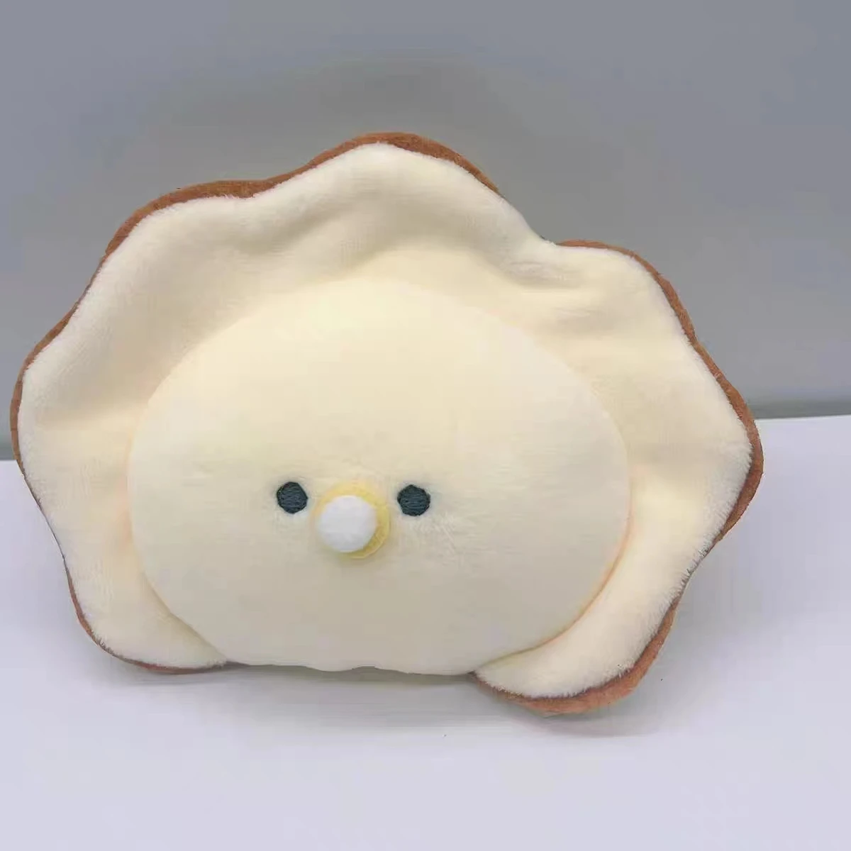 Muñeca Mugyunui Namagaki de ojos redondos con chupete peluche - imagen 5