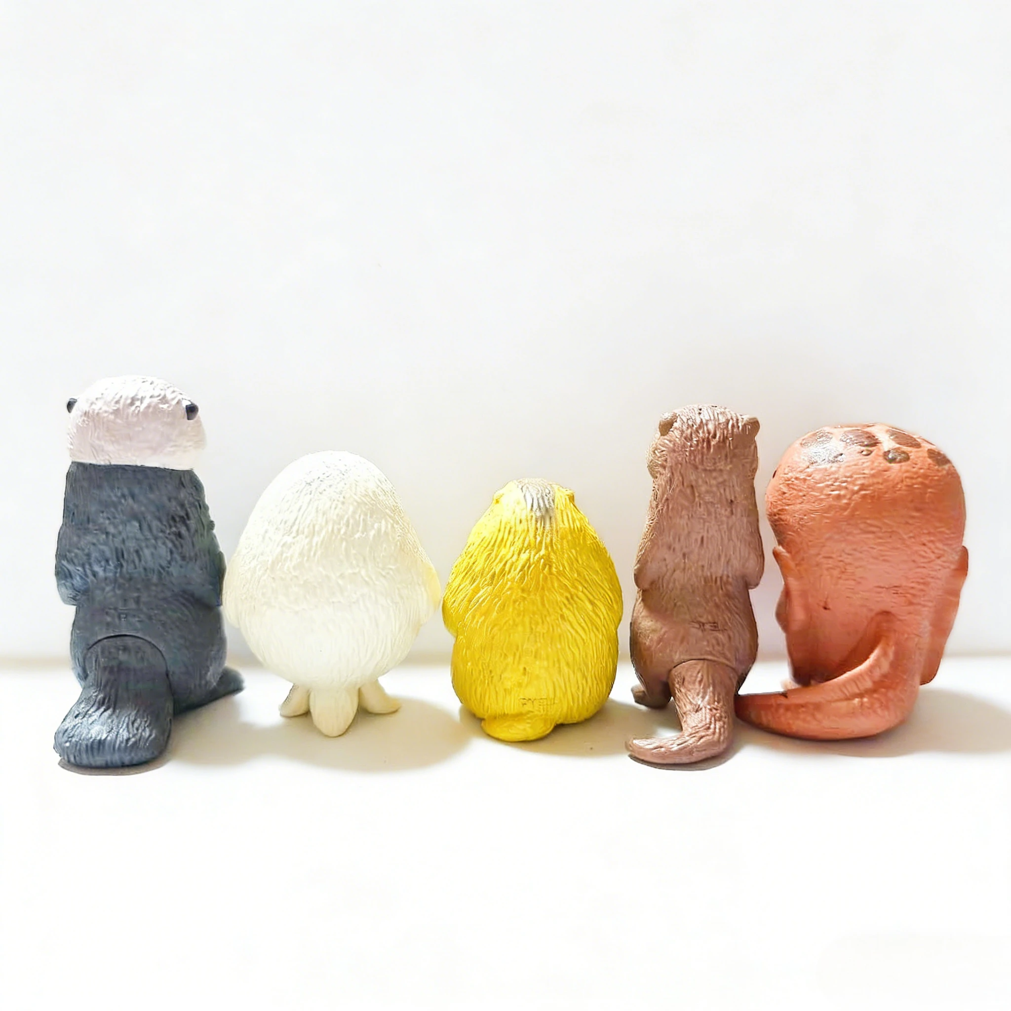 Figuras de animales en cápsula Yell KYOMU Void, serie Nothingness - imagen 5