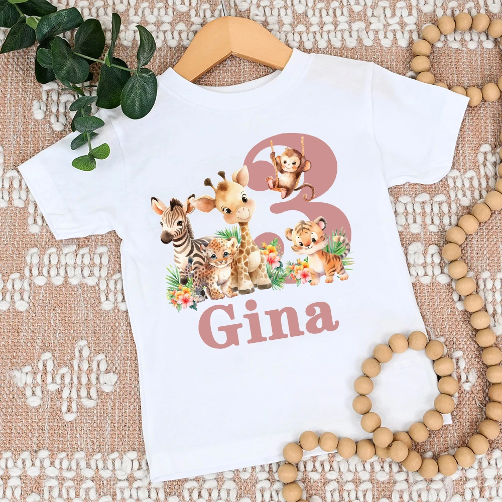 Camiseta de cumpleaños selvática personalizada para niña - imagen 2
