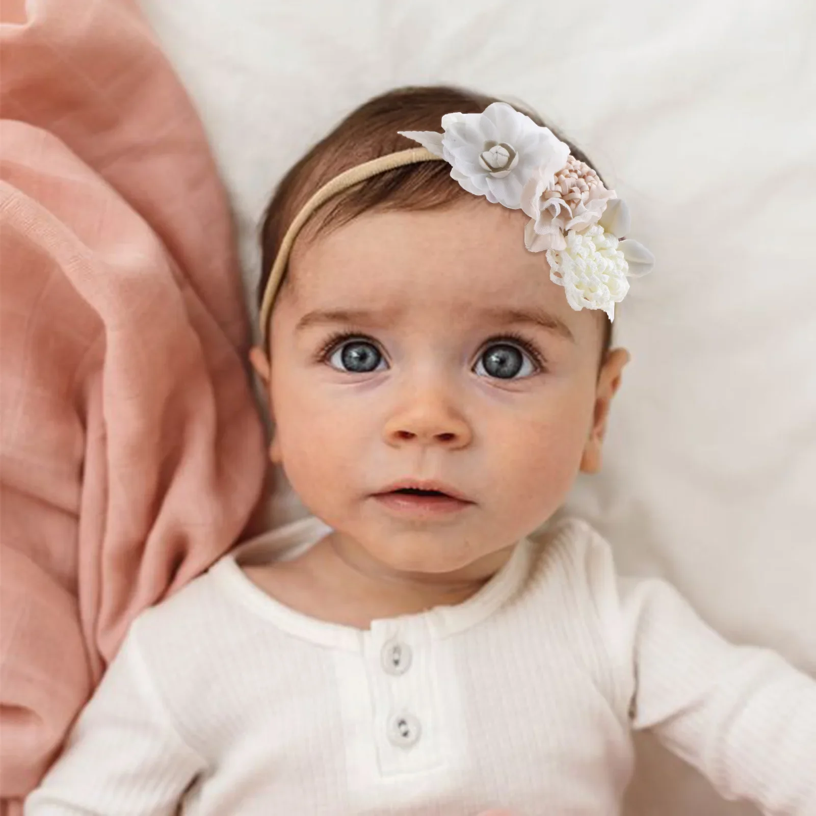 Diadema de flores estilo princesa para bebé y niña – suave, cómoda - imagen 4