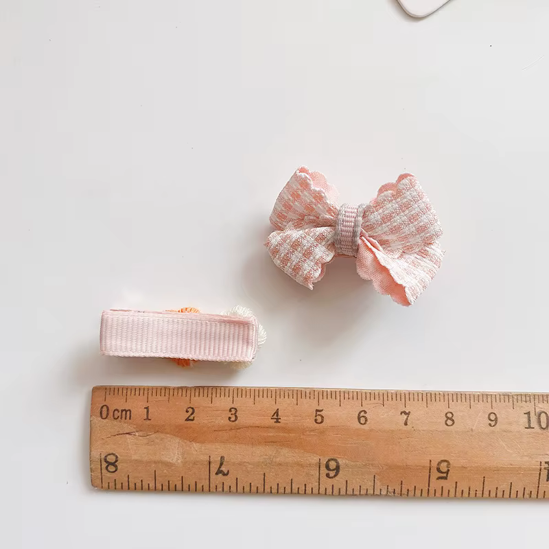 Horquillas decoradas con lazo para pelo de niña - imagen 4