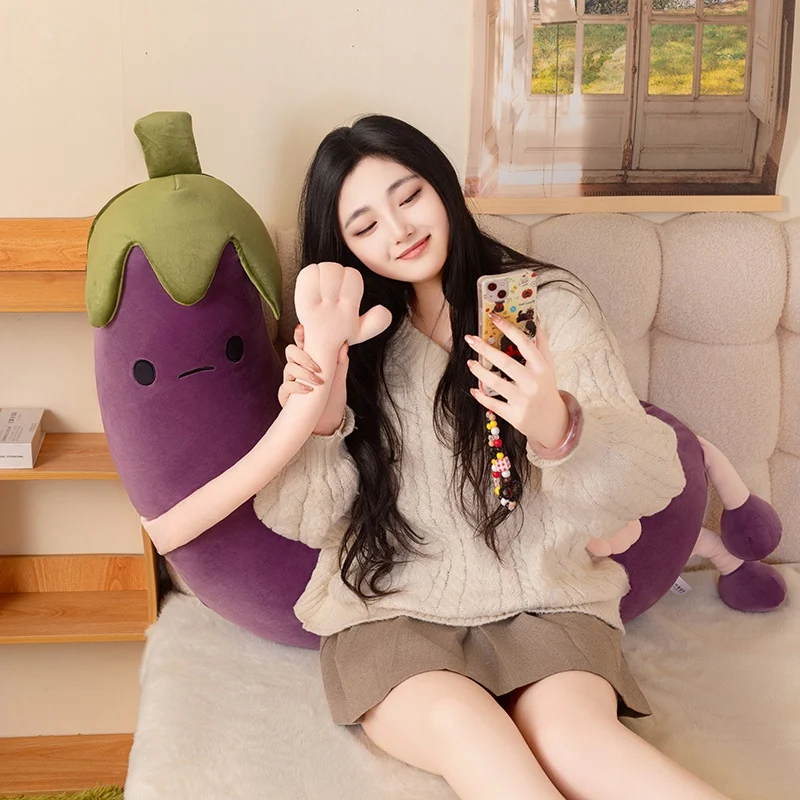 Almohada blanda con forma de plátano y berenjena para niños