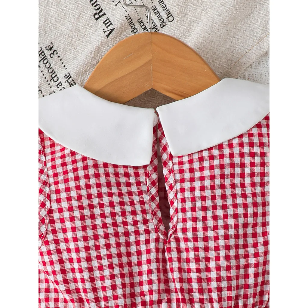 Vestido niña a cuadros rojos sin mangas con fresa y cuello muñeca - imagen 4