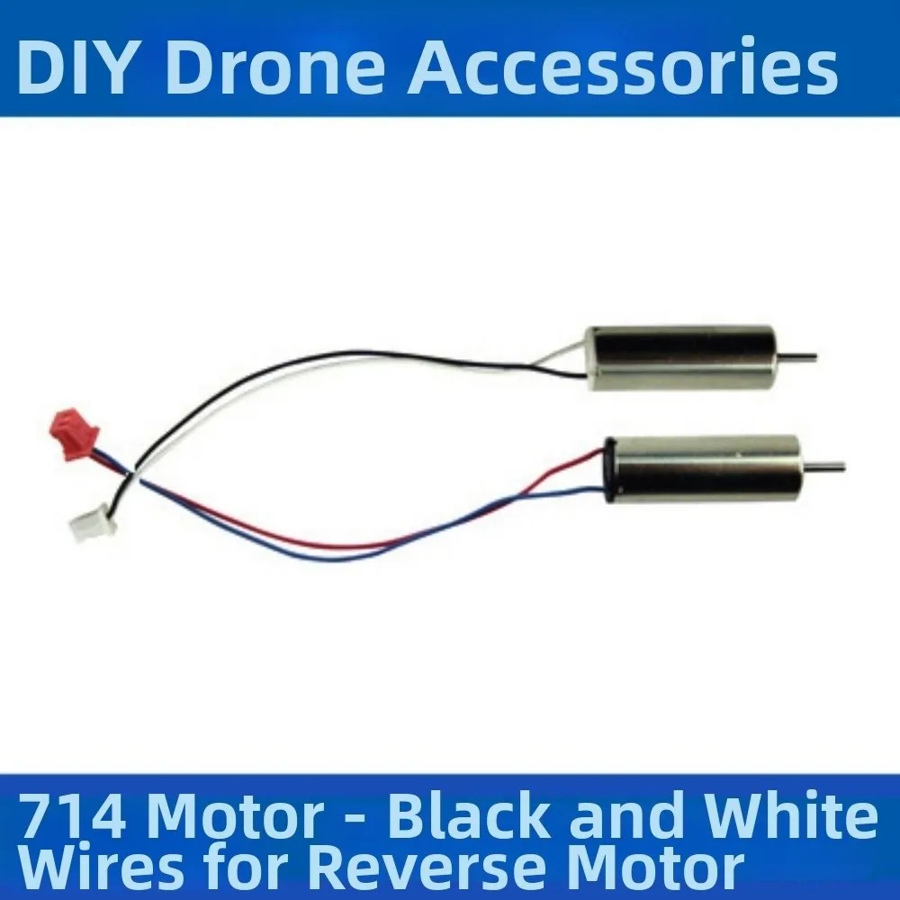 Control remoto del drone en mano, mostrando los botones de control