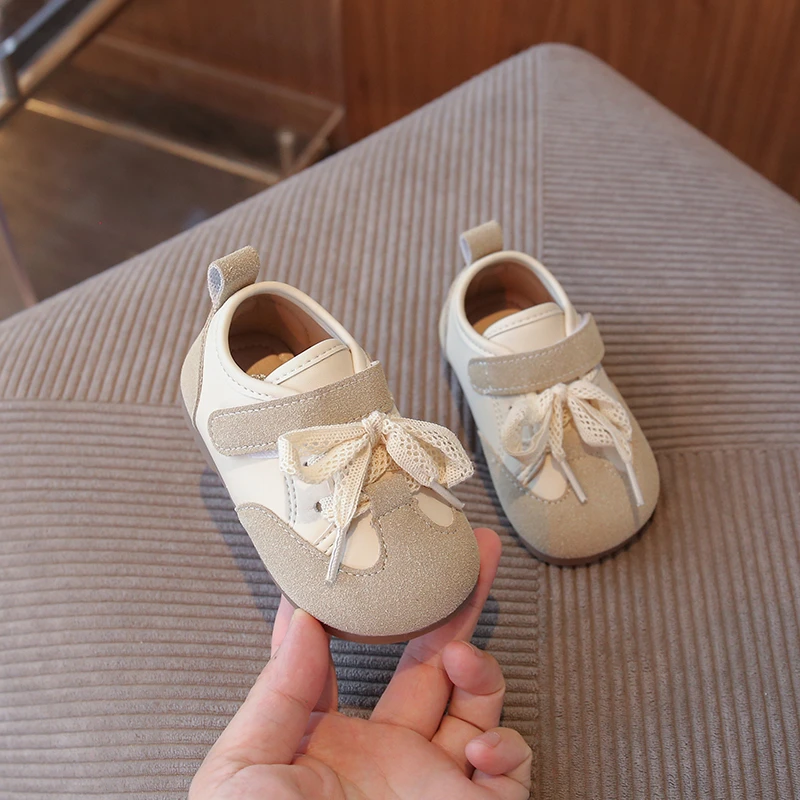 Zapatillas antideslizantes cómodas para niñas de entretiempo