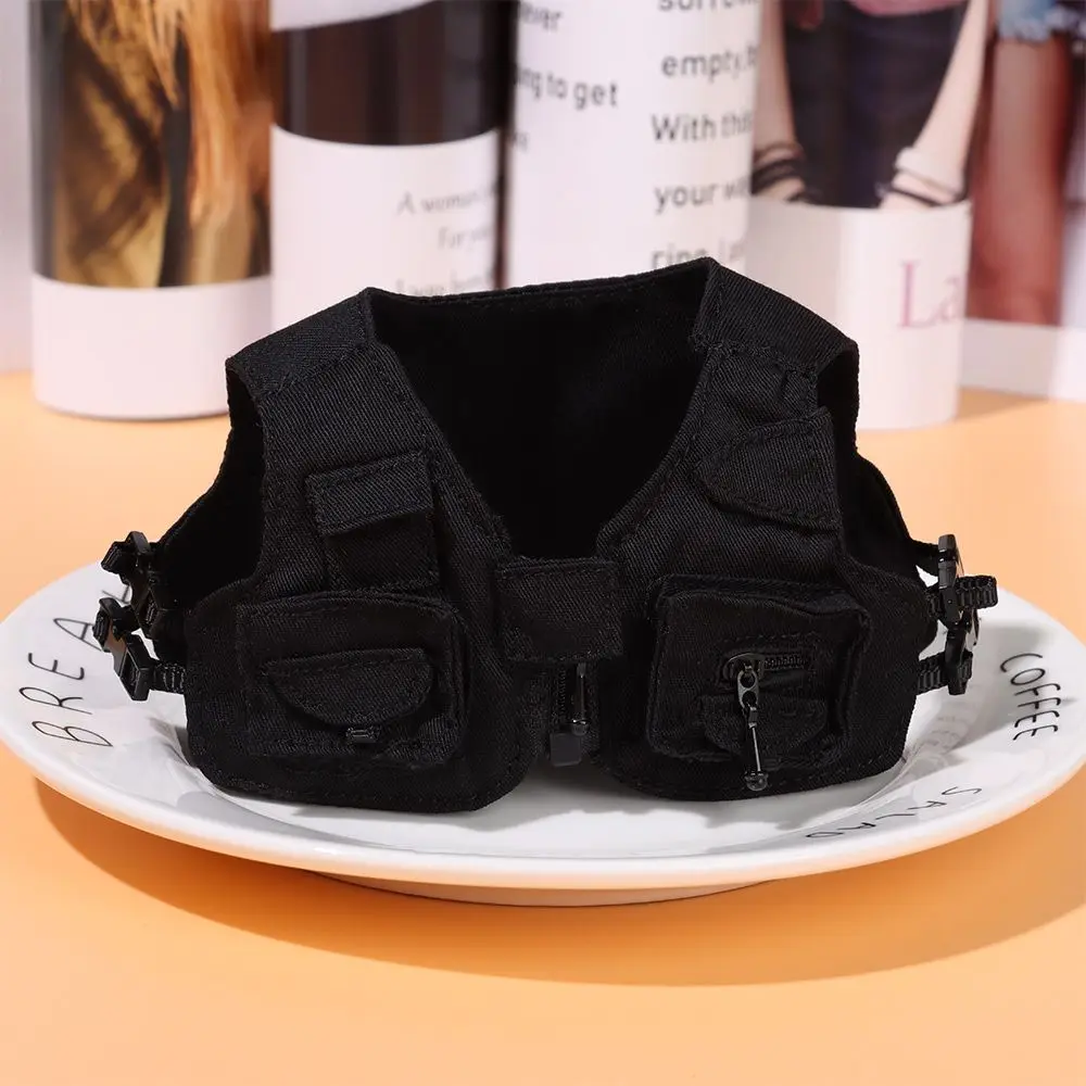 Pack ropa completa para muñeca Idol 20 cm – Chaleco, shorts y suéter - imagen 2