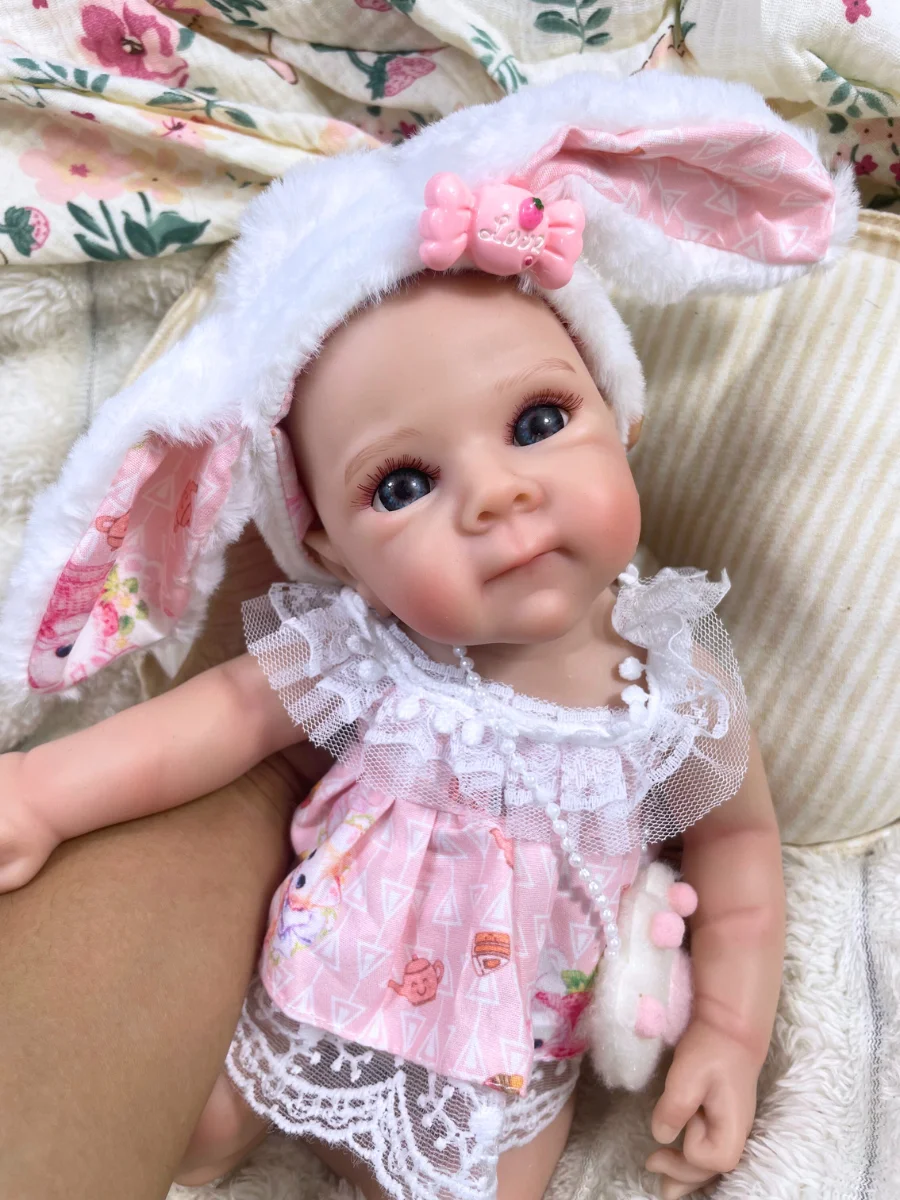 Muñeca bebé reborn Bettie de silicona suave, cuerpo lavable - imagen 4
