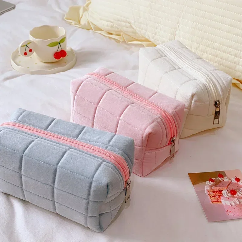 Estuche para lápices de felpa para niños – Organizador escolar colorido - imagen 2