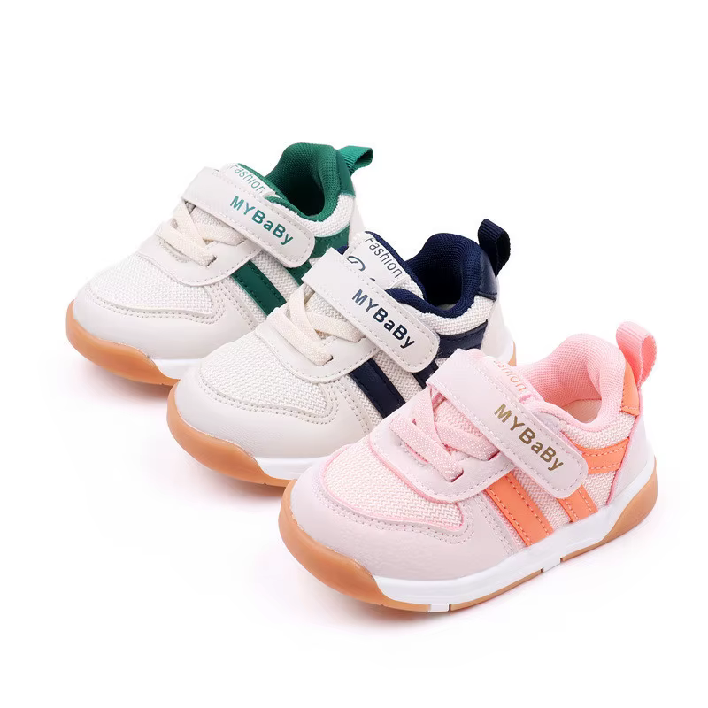 Zapatillas deportivas infantiles vista lateral