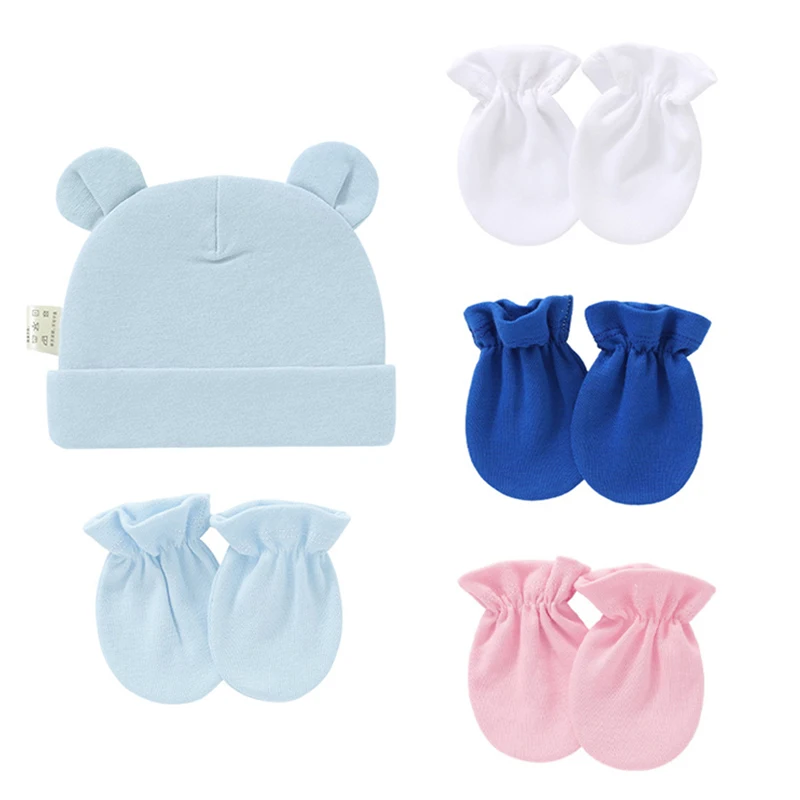 Conjunto de nacimiento para bebé con gorro y guantes suaves - imagen 3