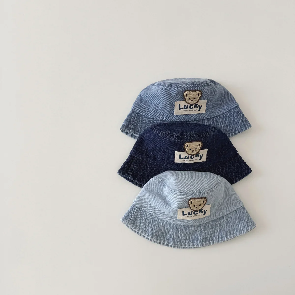 Sombrero de cubo infantil con orejitas de oso y diseño vaquero