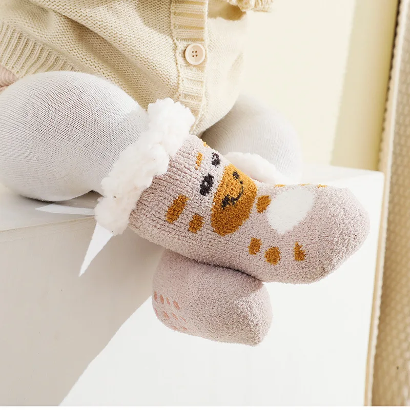 Calcetines de algodón antideslizantes para lactante – Invierno - imagen 2