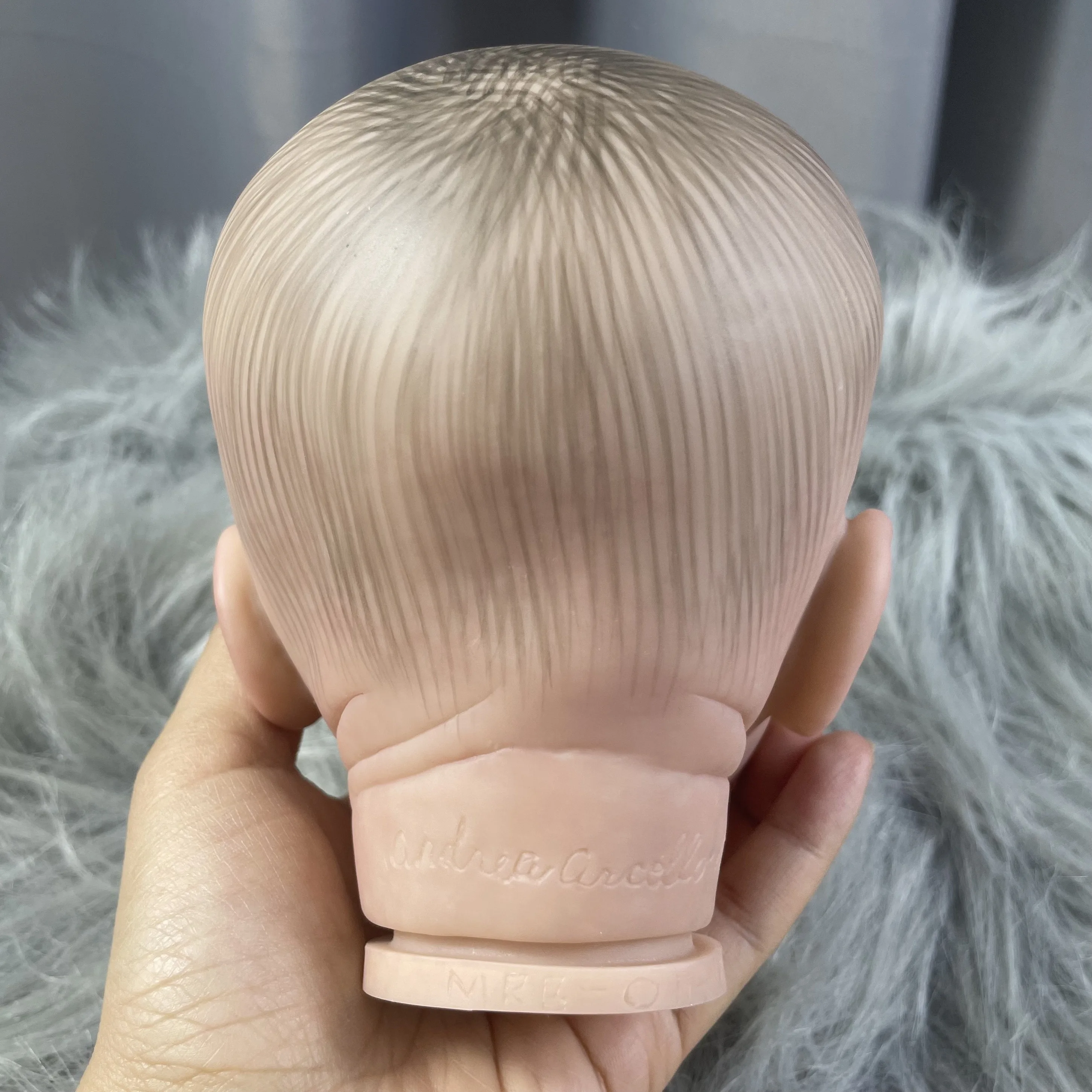 Kit de muñeca reborn pintada con cuerpo de tela y pestañas - imagen 2