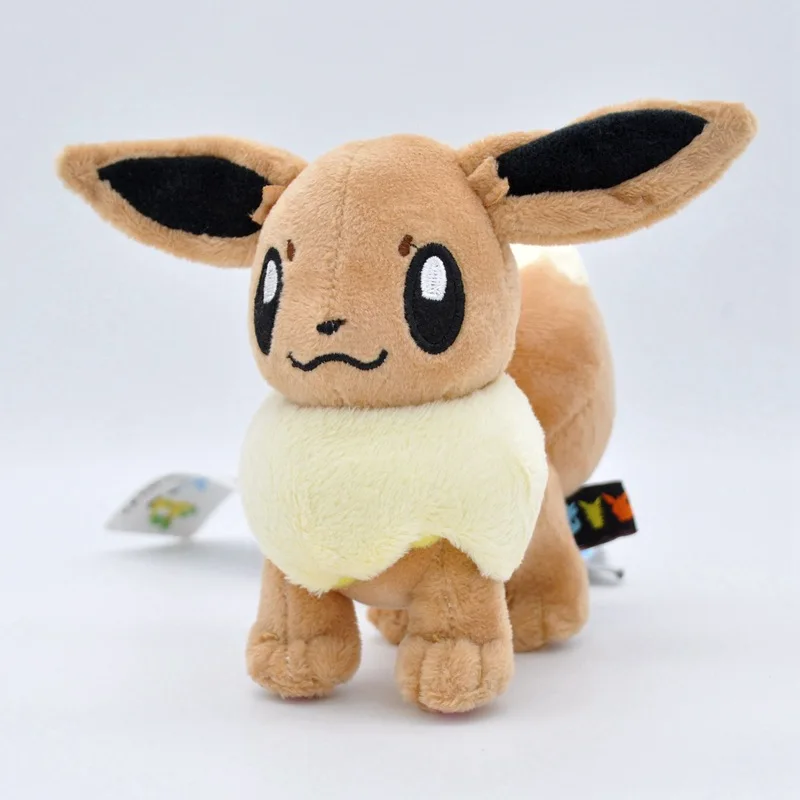 Set de peluches Pokémon familia Eevee y Pikachu