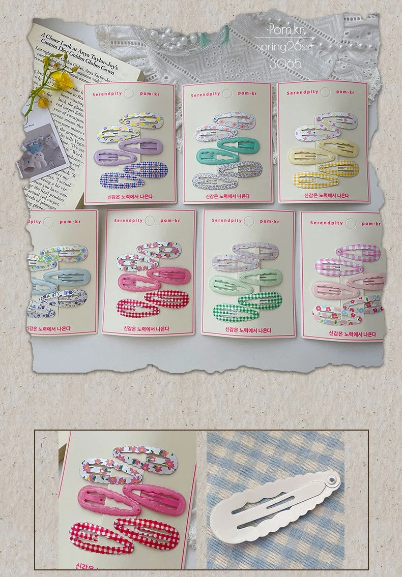 Pinzas con estampado floral en el conjunto