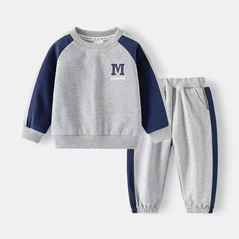 Conjunto de niño deportivo: sudadera y pantalón primavera - imagen 2