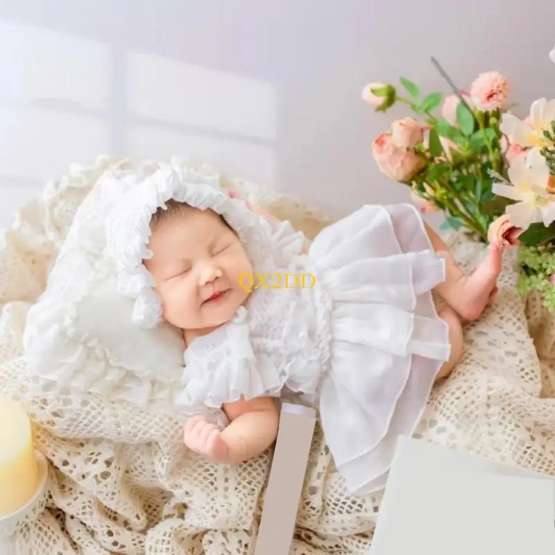 Vestido de encaje suave para bebé recién nacido – Elegante fotografía - imagen 2