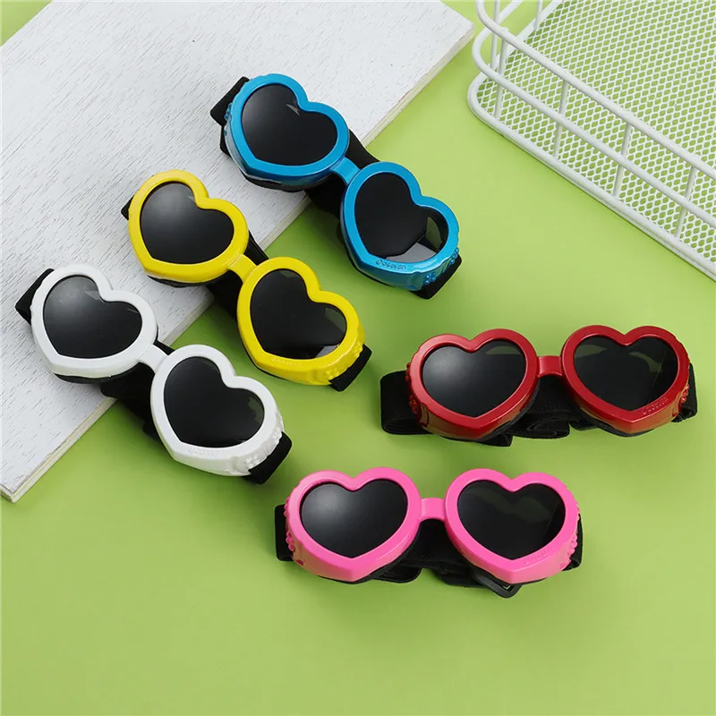 Gafas de sol UV en forma de corazón para perros y gatos - imagen 4