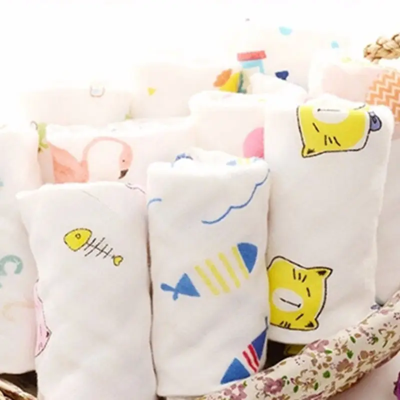 Babero de muselina tipo bandana con estampado animal para bebé - imagen 4