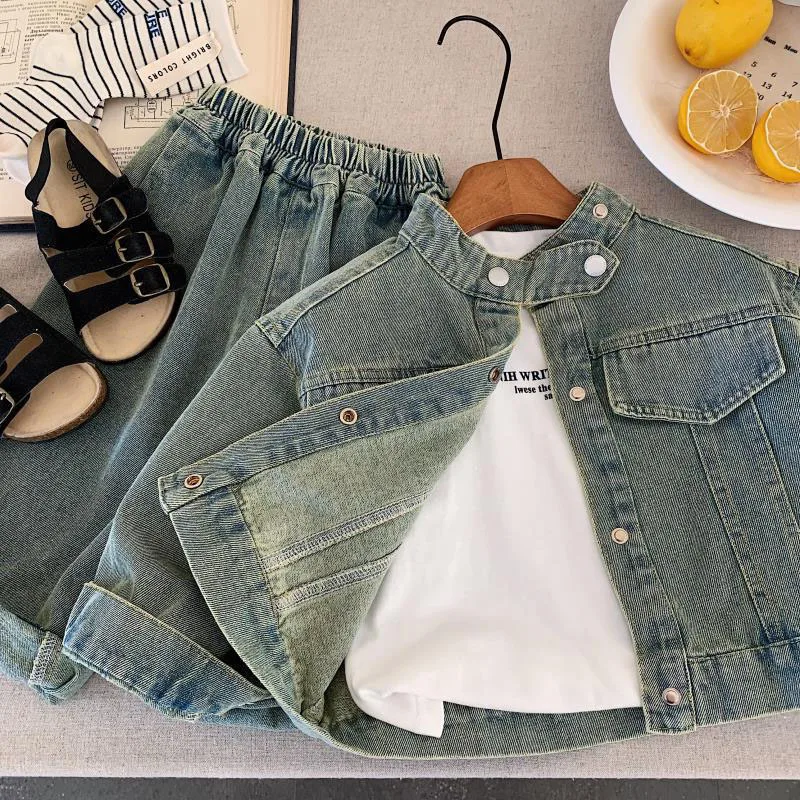Look denim coordinado para verano