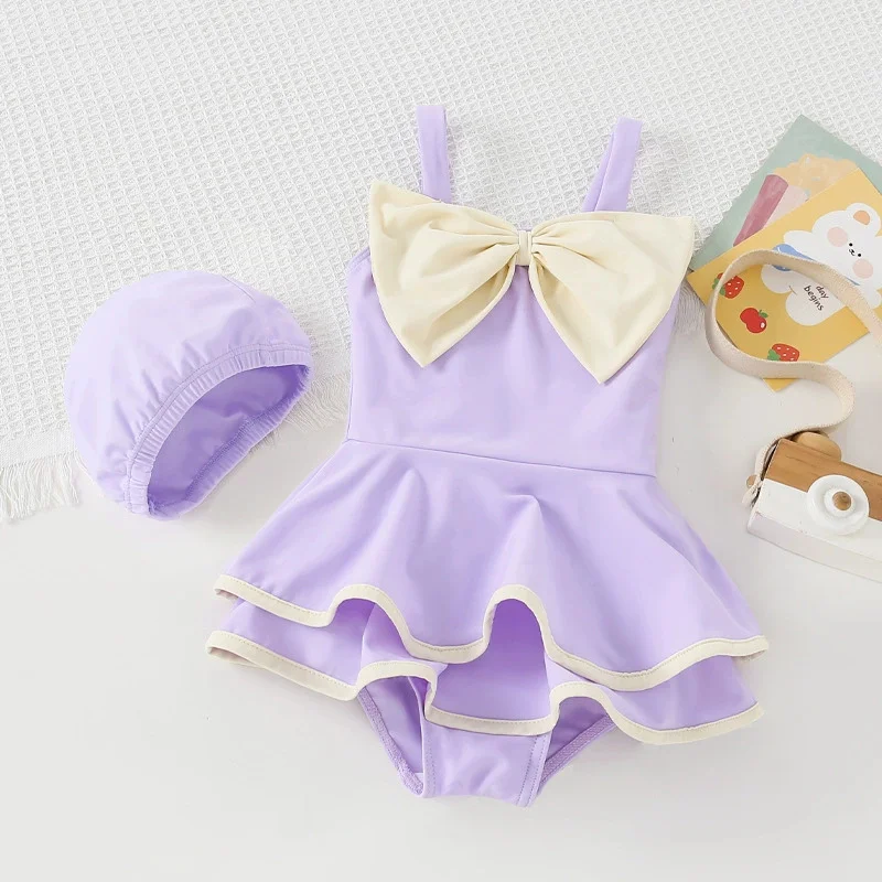 Bañador de una pieza para niñas con mariposas veraniegas playa