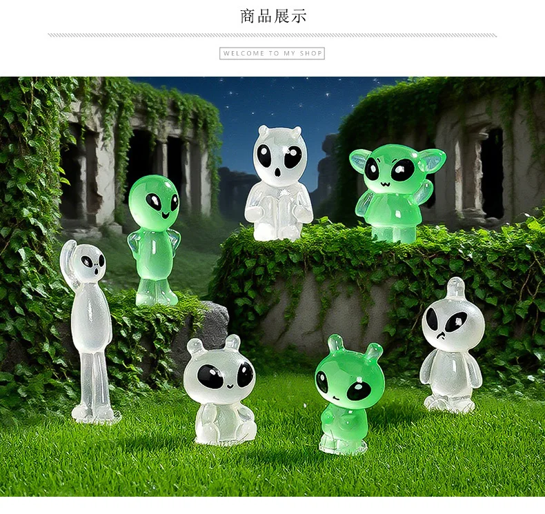 Figura de gato alienígena verde en catálogo