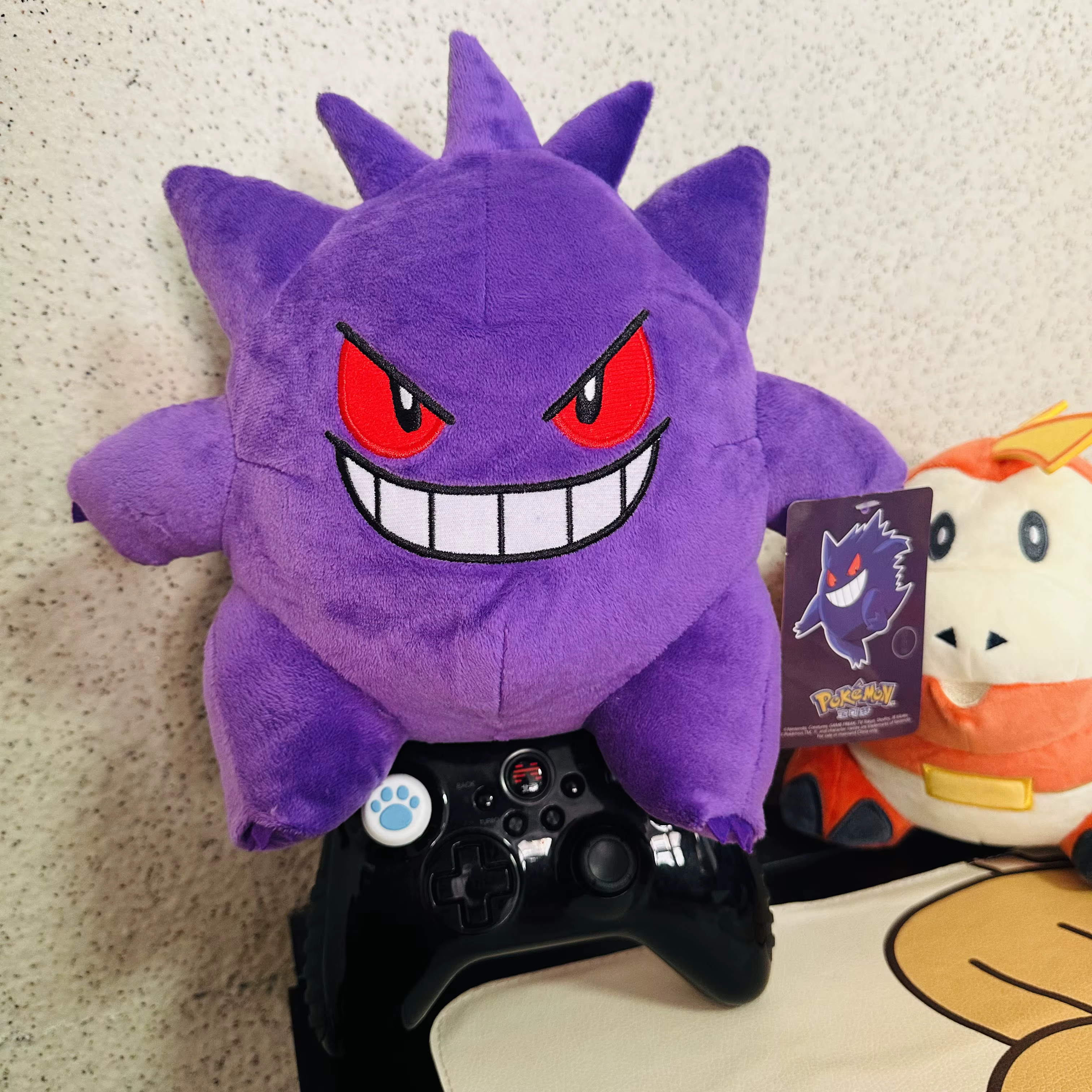 Peluche de Gengar con estilo tierno