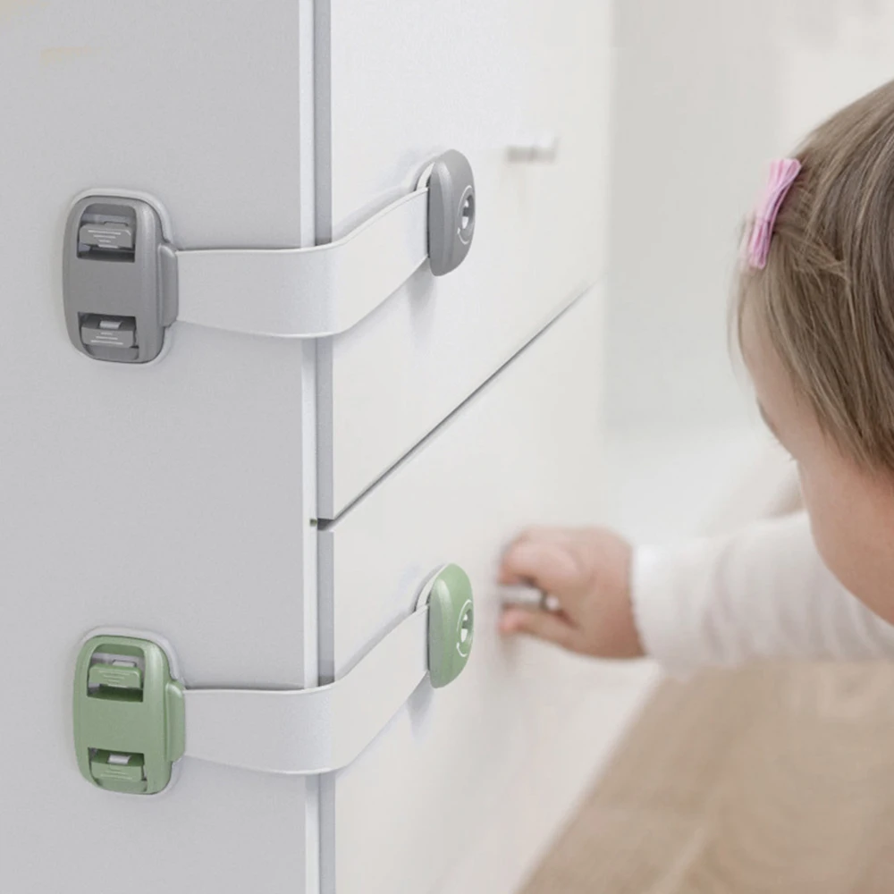 Cerradura de seguridad para armario infantil con giro completo