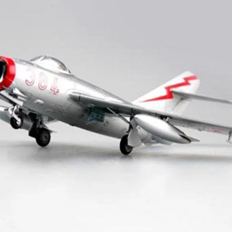 TRUMPETER MiG-15bis Fagot avión de plástico para montar