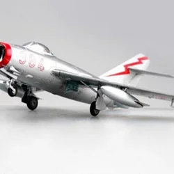 TRUMPETER MiG-15bis Fagot avión de plástico para montar