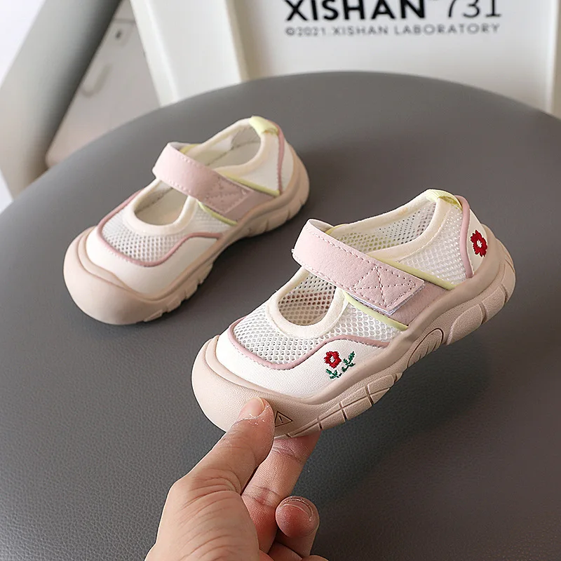 Zapatillas infantiles de malla antideslizantes transpirables - imagen 4