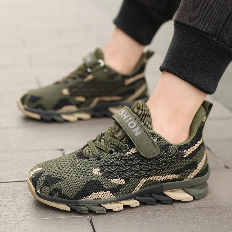 Zapatillas deportivas con camuflaje para niño