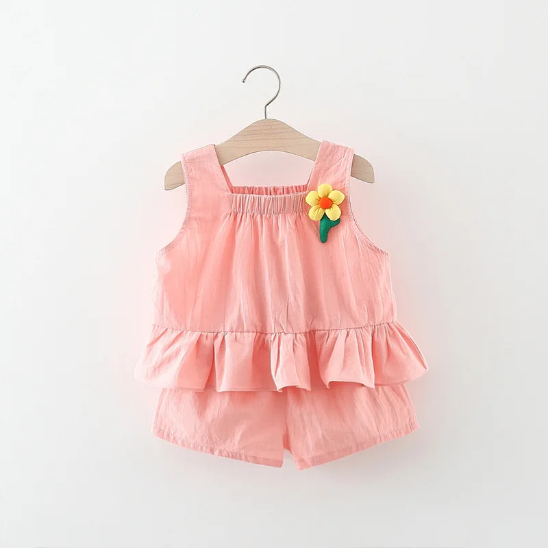 Conjunto veraniego para bebé: camiseta sin mangas y short floreado - imagen 5