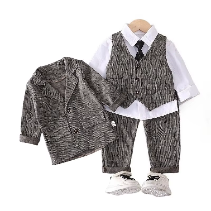 Conjunto niño otoño: abrigo, chaleco, camisa y pantalón - imagen 4