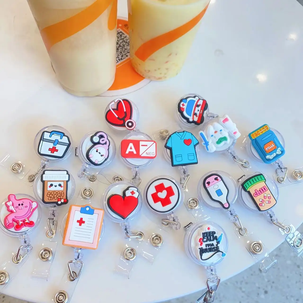 Funda para credencial con diseño infantil