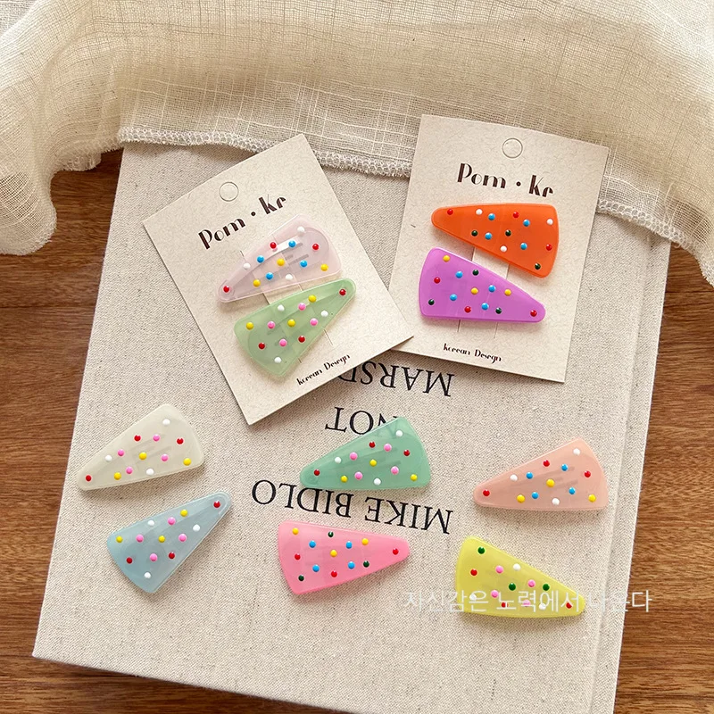Pinzas triangulares de gelatina pastel con lunares para niños - imagen 5