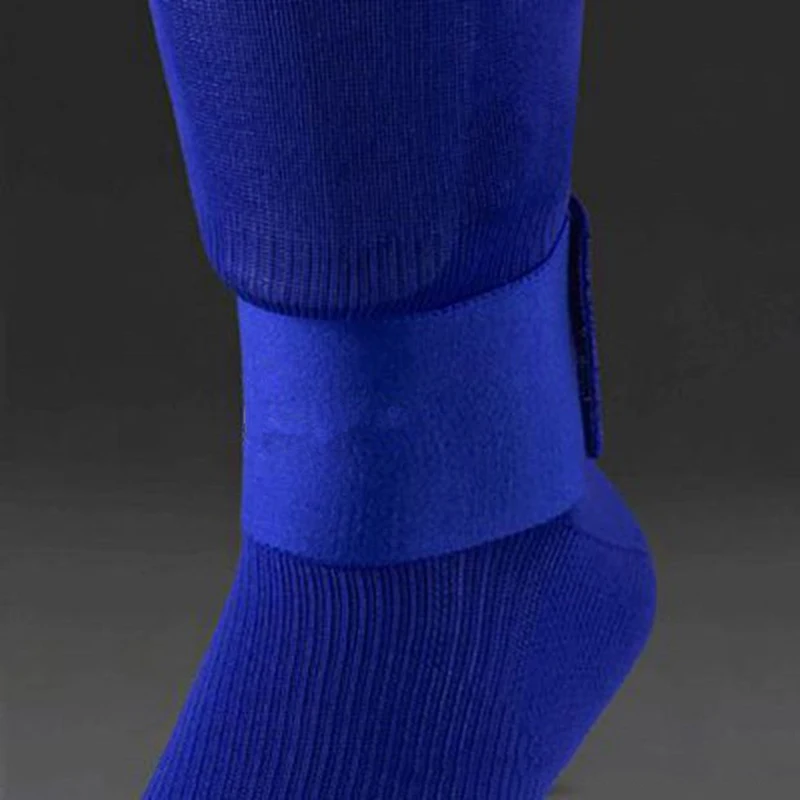 Espinilleras ajustables de fútbol para niño – Protección cómoda - imagen 2