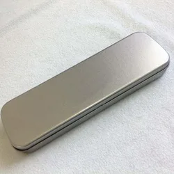 Estuche metálico rectangular resistente para bolígrafos y plumas