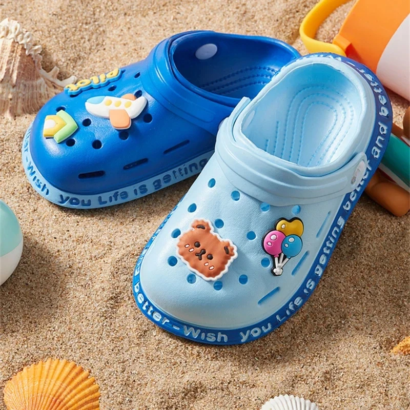 Detalle de las sandalias y el acabado