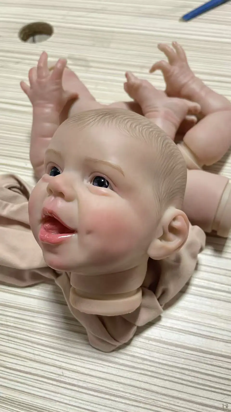 Muñeca Hani pintada a mano cuerpo de peluche suave - imagen 2