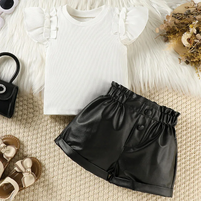 Conjunto de verano para niña blanco: top y pantalón corto